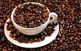 Giá cà phê trong nước tiếp tục tăng thêm 100 - 200 đồng/kg
