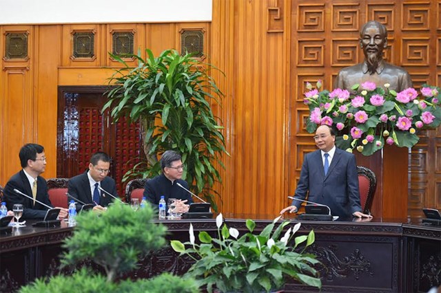 Thủ tướng kêu gọi doanh nghiệp Hong Kong đầu tư vào hạ tầng Việt Nam