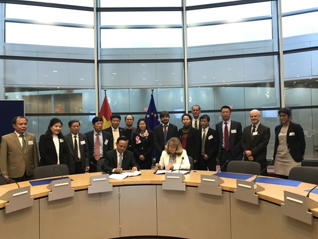 Việt Nam và EU ký Hiệp định VPA về thực thi lâm luật, lâm sản (FLEGT)