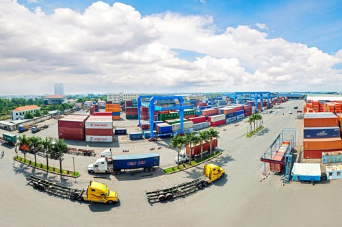 Xuất nhập khẩu qua cửa khẩu Lào Cai: Tín hiệu khả quan
