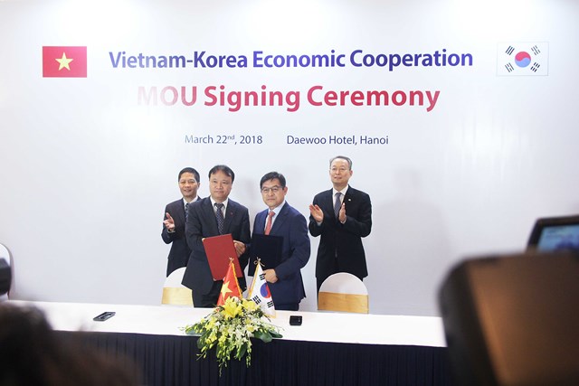 Ký kết nhiều văn kiện quan trọng thúc đẩy hợp tác Việt Nam - Hàn Quốc