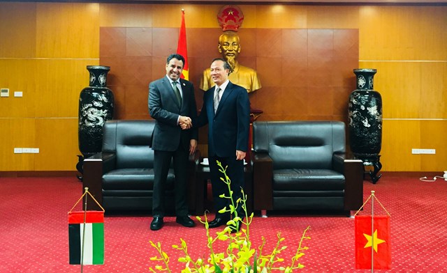 Thứ trưởng Cao Quốc Hưng làm việc với Đại sứ UAE tại Việt Nam