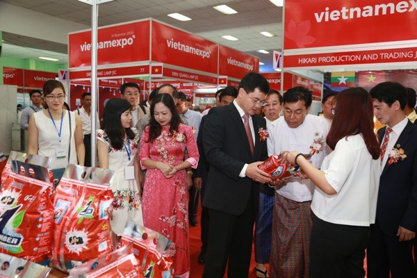 Nhật Bản muốn đẩy mạnh xuất khẩu sang Việt Nam
