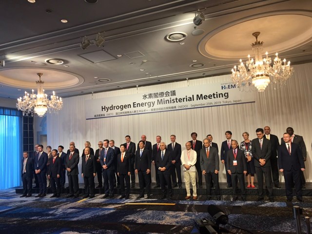 Bộ trưởng dự hội nghị Bộ trưởng về năng lượng tại Tokyo, Nhật Bản
