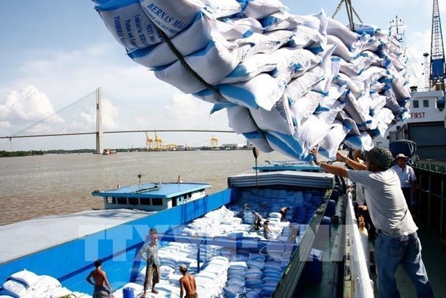 Philippines hạn chế nhập khẩu gạo trong năm 2021