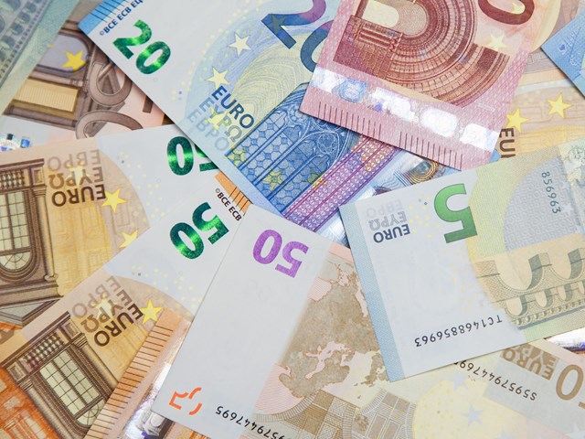 Tỷ giá Euro ngày 12/5/2021 tăng giảm trái chiều giữa các ngân hàng