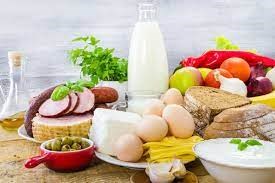 Ukraine hạn chế xuất khẩu sữa, trứng, thịt gia cầm và bơ để giảm lạm phát lương thực
