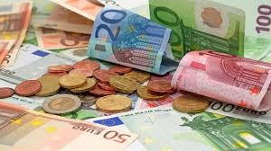 Tỷ giá Euro ngày 18/3/2022 tại hầu hết các ngân hàng tiếp tục tăng