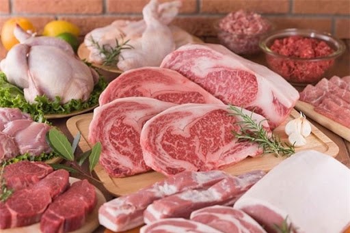 Sản lượng và xuất khẩu thịt gà, thịt lợn của Brazil năm 2023 và dự báo năm 2024