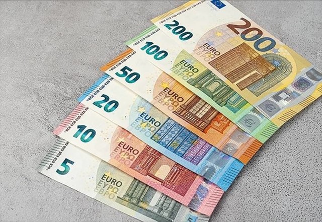 Tỷ giá Euro ngày 27/5/2025 tăng giảm trái chiều giữa các ngân hàng