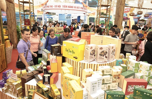 4 - 8/2/2026: Diễn ra Hội chợ Mùa Xuân lần thứ nhất - năm 2026