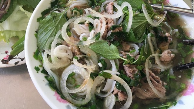 10 món ăn đường phố Việt Nam được CNN hết lời ca ngợi