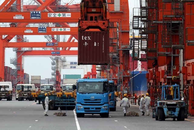 Đơn đặt hàng máy móc thiết bị của Nhật Bản giảm trong tháng 1