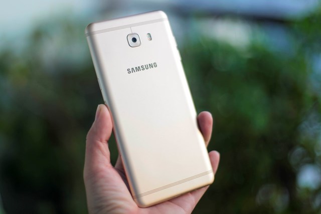 Samsung Galaxy C9 Pro có RAM 6 GB về VN