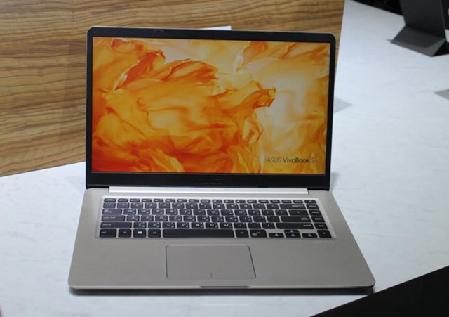 Asus tung laptop viền siêu mỏng giá từ 500 USD