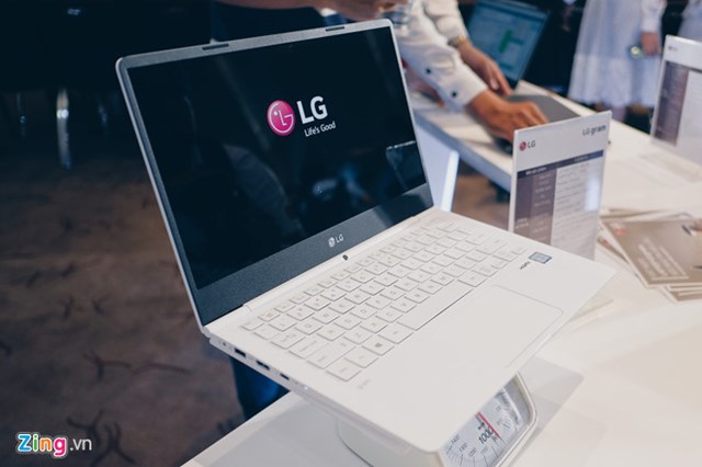 LG ra mắt laptop nhẹ nhất thế giới tại Việt Nam