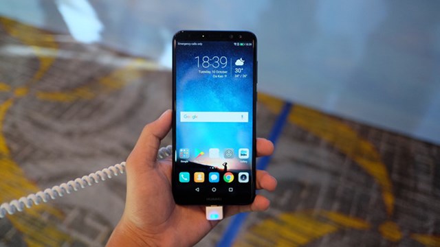 Smartphone 4 camera, màn hình tràn viền của Huawei giá 5,99 triệu