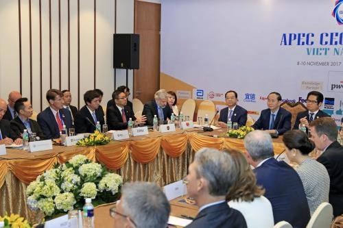 Chủ tịch nước Trần Đại Quang gặp hơn 60 doanh nghiệp lớn của Hoa Kỳ