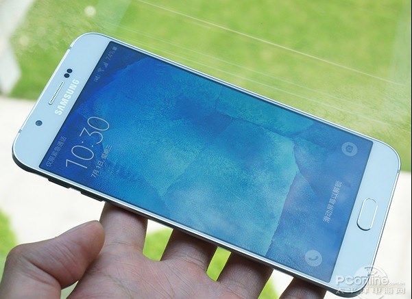 Rò rỉ hình ảnh Samsung Galaxy A8 có cảm biến vân tay