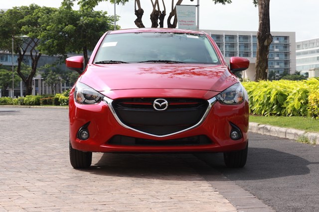 Mazda 2 2016 giá từ 629 triệu đồng, nhập khẩu nguyên chiếc