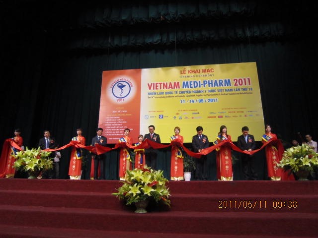 Tưng bừng khai mạc triển lãm MEDI- PHARM 2011