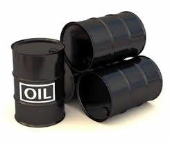 Giá dầu trên 102 USD/thùng, hướng tới tuần thứ sáu tăng giá