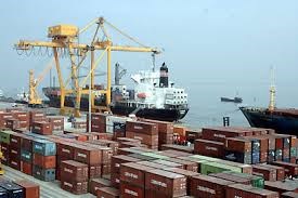 Trung Quốc giảm nhập khẩu hàng hóa trong tháng 5 do dự trữ cao và thắt chặt tín dụng