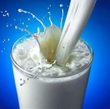 Giá nguyên liệu sữa thế giới tăng mạnh tới 57%