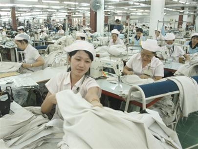 Kim ngạch nhập khẩu nguyên phụ liệu dệt, may, da, giày của Việt Nam năm 2009 giảm 18%