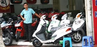 Thị trường xe máy: Xe tay ga tầm trung "cháy hàng"