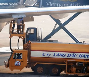 Sẽ giảm dần thuế nhập khẩu nếu giá dầu thế giới tăng cao